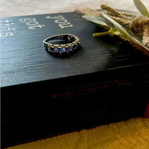 Silver tone blue and clear stone ring